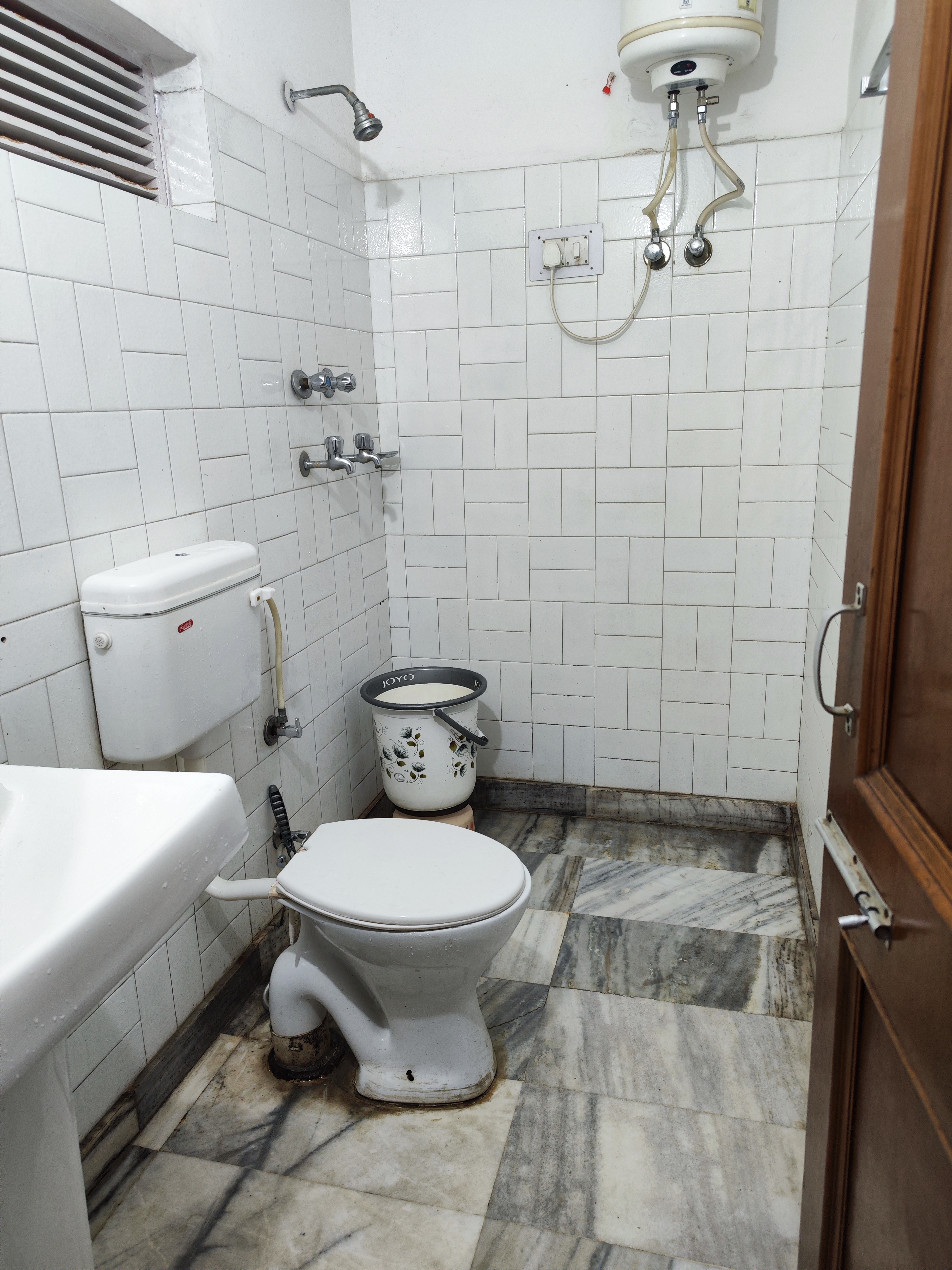 HOTEL JANNAT ROOMS AND BAR VIEW