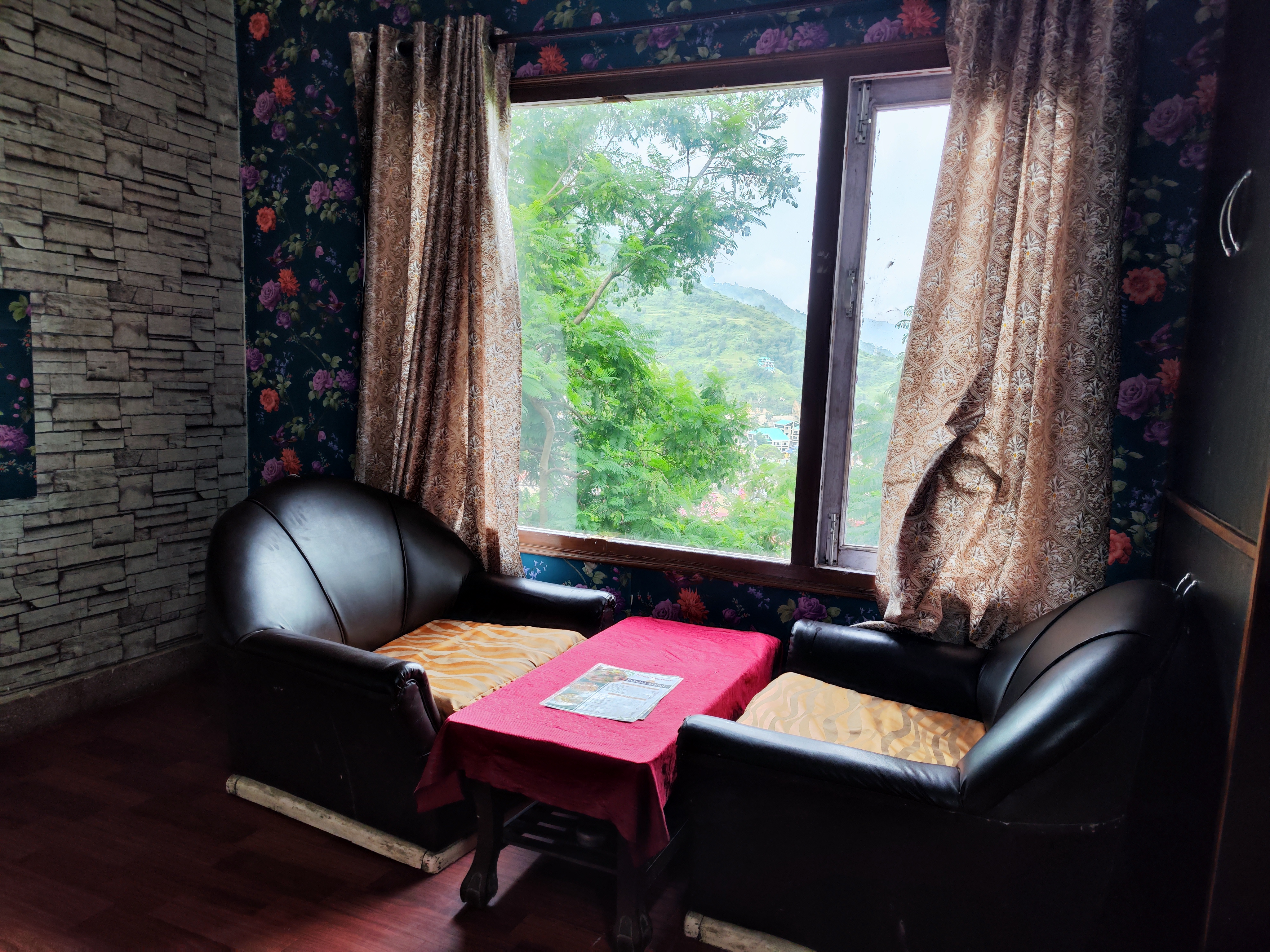 HOTEL JANNAT ROOMS AND BAR VIEW